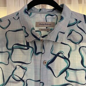 Tommy Bahama Men's Blue Patterned Shirt